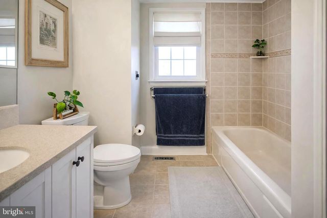 708 KINGS CROFT, Cherry Hill, NJ 08034