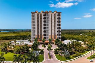 1065 Borghese LN 1003, Naples, FL 34114