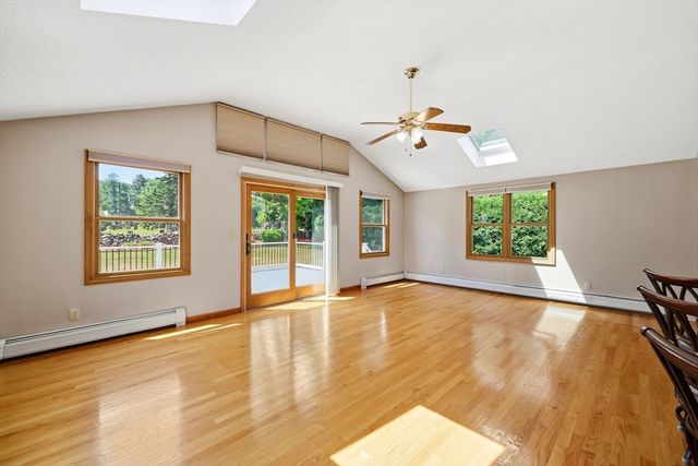 15 Tiffany Lane, Northampton, MA 01062