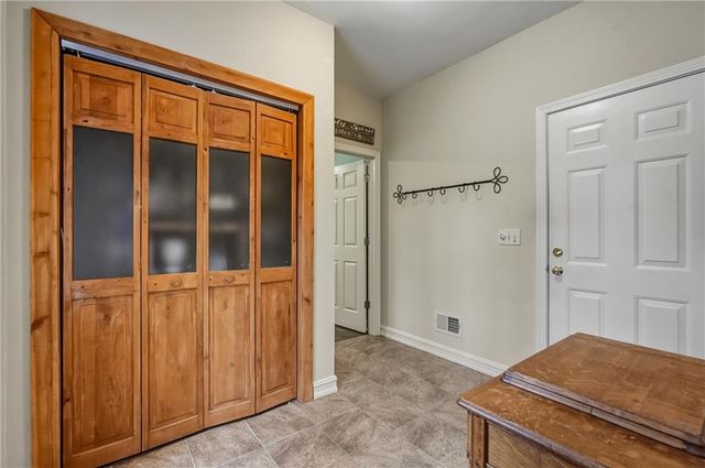 1561 Halisport Lake NW Drive, Kennesaw, GA 30152