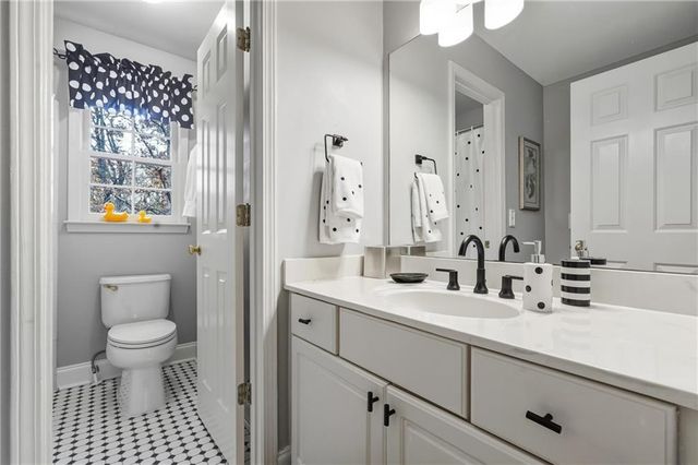 1561 Halisport Lake NW Drive, Kennesaw, GA 30152