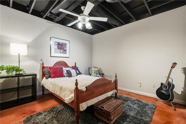 1561 Halisport Lake NW Drive, Kennesaw, GA 30152