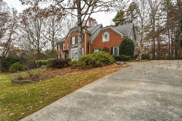 1561 Halisport Lake NW Drive, Kennesaw, GA 30152