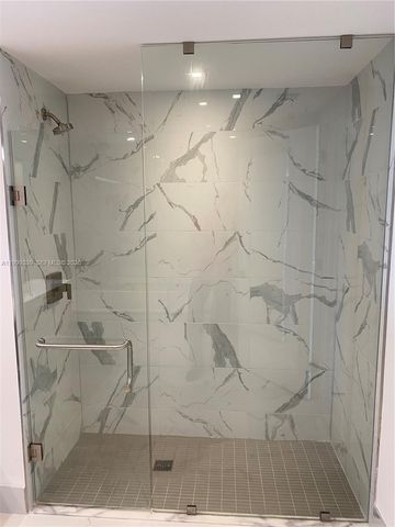 9521 E Bay Harbor Dr 605, Bay Harbor Islands, FL 33154