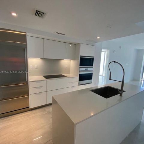 9521 E Bay Harbor Dr 605, Bay Harbor Islands, FL 33154