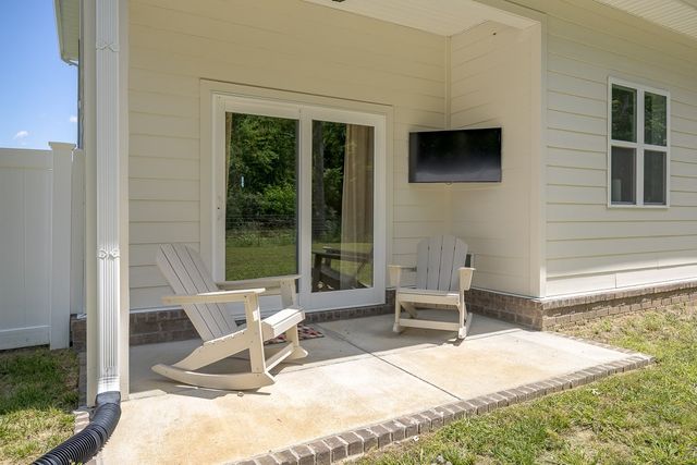 3027 Stonehorn Dr, Bell Buckle, TN 37020