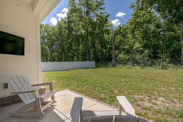 3027 Stonehorn Dr, Bell Buckle, TN 37020