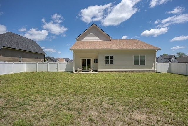 3027 Stonehorn Dr, Bell Buckle, TN 37020