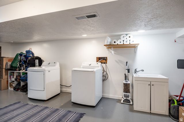 2890 S WHEELOCK AVE, Ogden, UT 84403