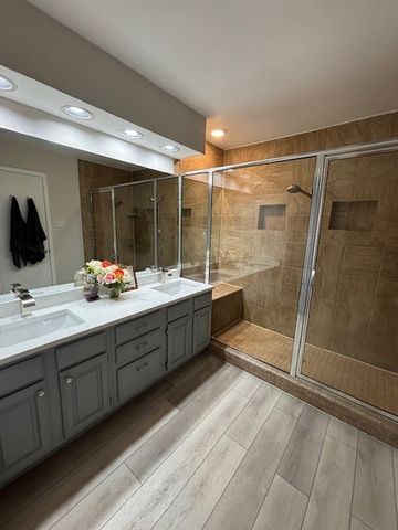 1104 Riverchase Lane 204, Arlington, TX 76011