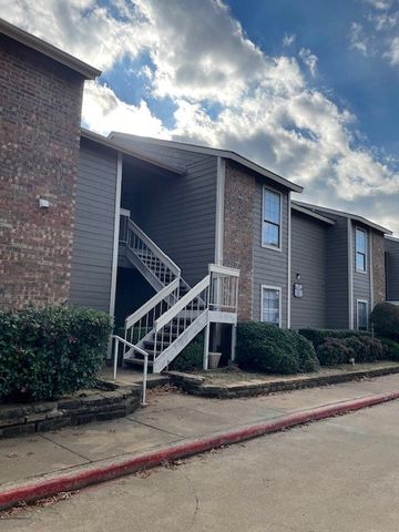 1104 Riverchase Lane 204, Arlington, TX 76011