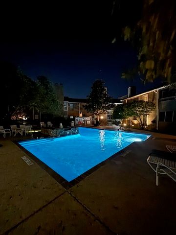 1104 Riverchase Lane 204, Arlington, TX 76011