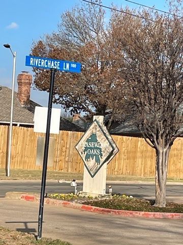 1104 Riverchase Lane 204, Arlington, TX 76011