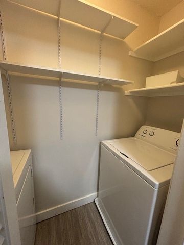 1104 Riverchase Lane 204, Arlington, TX 76011