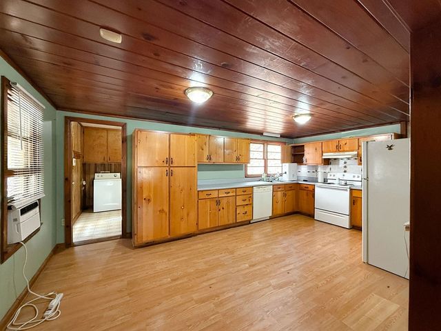 40 South Lucius Road, Cherry Log, GA 30522