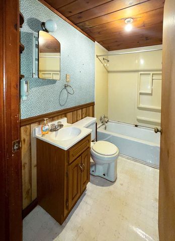 40 South Lucius Road, Cherry Log, GA 30522