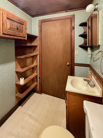 40 South Lucius Road, Cherry Log, GA 30522