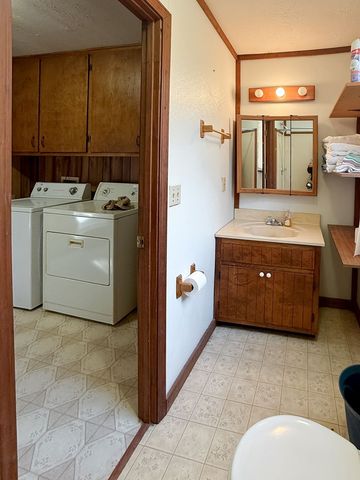 40 South Lucius Road, Cherry Log, GA 30522