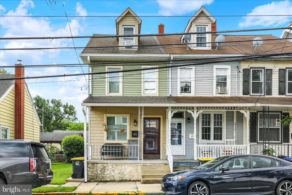 62 E HIGH ST, Womelsdorf, PA 19567