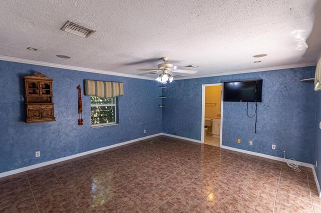 1045 Cameo Circle, West Palm Beach, FL 33417