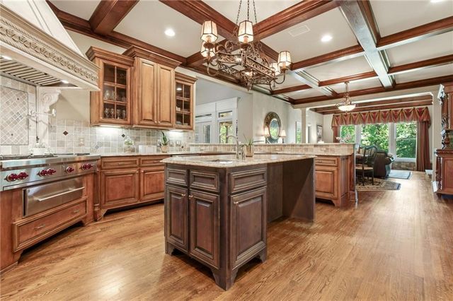 6945 Wakehurst Place, Cumming, GA 30040