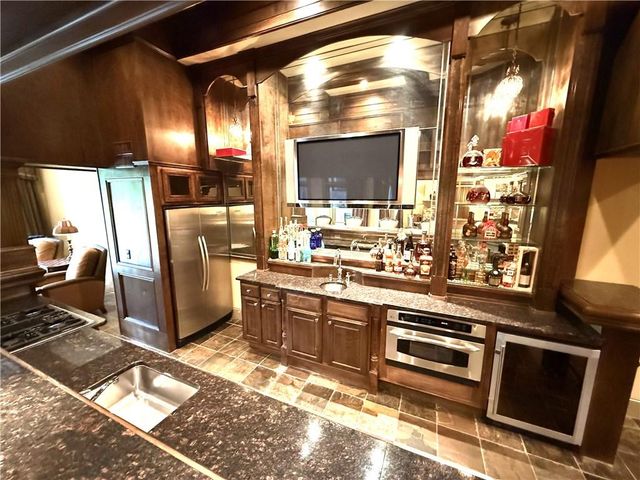 6945 Wakehurst Place, Cumming, GA 30040