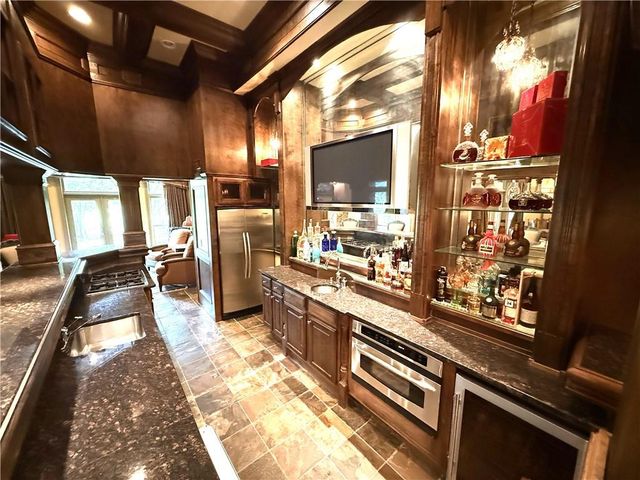 6945 Wakehurst Place, Cumming, GA 30040