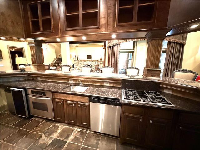 6945 Wakehurst Place, Cumming, GA 30040