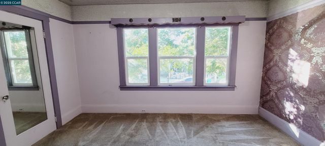 3300 E 17Th St, Oakland, CA 94601