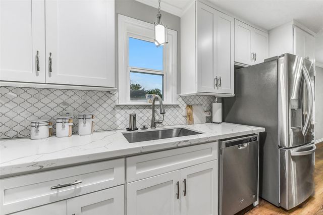 749 E 41st Street, Houston, TX 77022