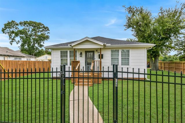 749 E 41st Street, Houston, TX 77022