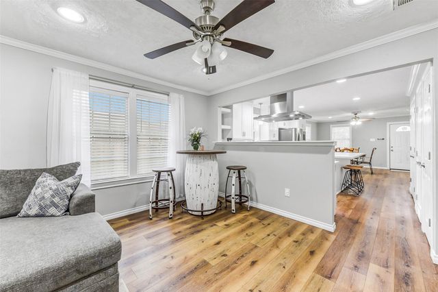 749 E 41st Street, Houston, TX 77022