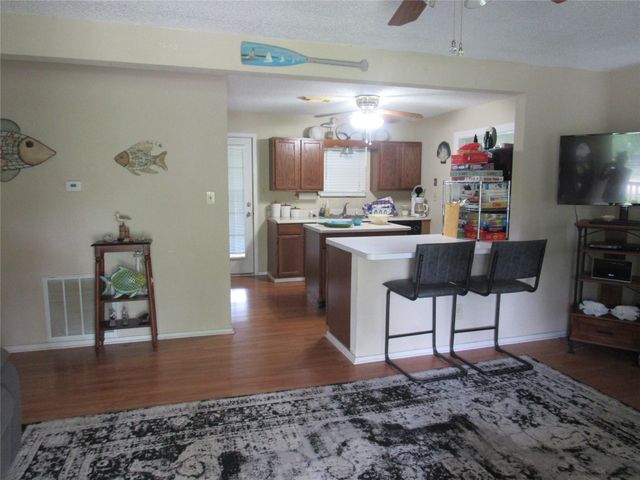 242 Sir Lancelot Drive N, Sargent, TX 77414