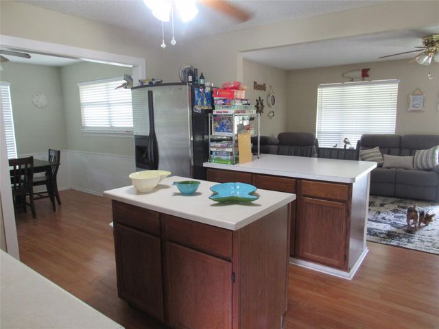 242 Sir Lancelot Drive N, Sargent, TX 77414