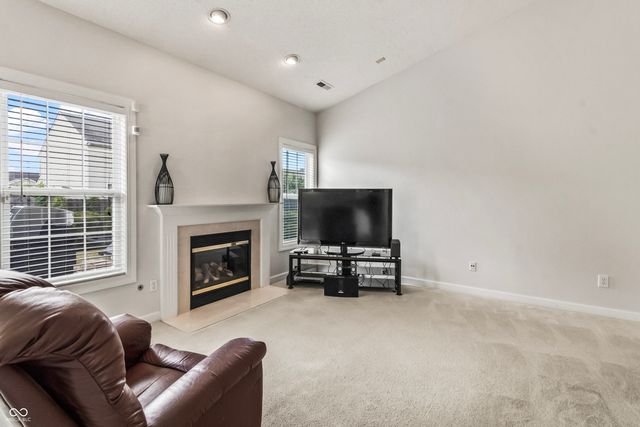 10617 Brooks Street, Indianapolis, IN 46234