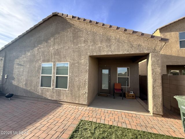 2571 W Kippy Trail, Tucson, AZ 85745