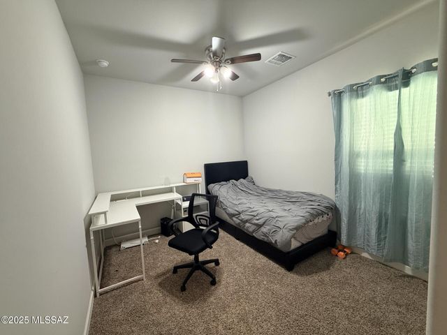 2571 W Kippy Trail, Tucson, AZ 85745