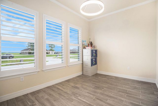 3718 Palm Crest Drive, Rosharon, TX 77583