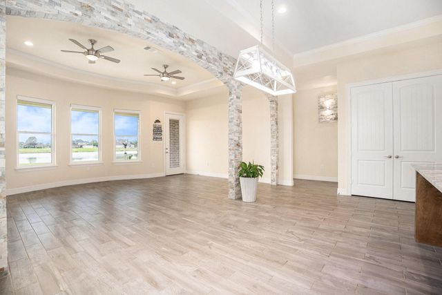 3718 Palm Crest Drive, Rosharon, TX 77583