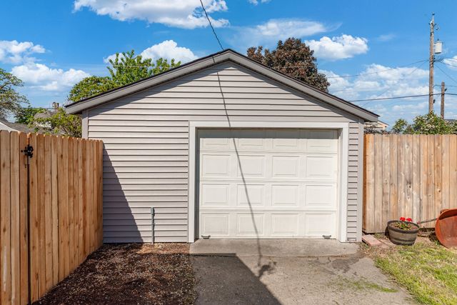 2717 N Nelson St, Spokane, WA 99207