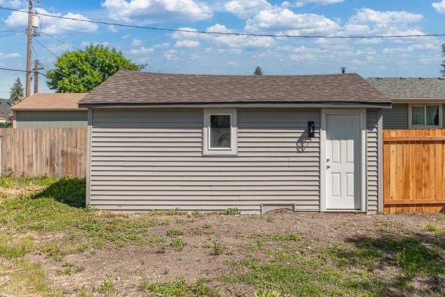 2717 N Nelson St, Spokane, WA 99207