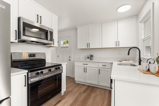 2717 N Nelson St, Spokane, WA 99207