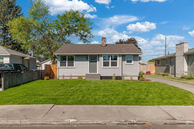 2717 N Nelson St, Spokane, WA 99207