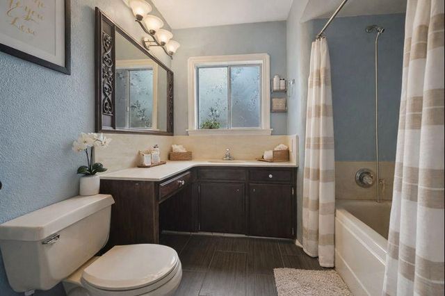 126 Wilson Ave, Modesto, CA 95354