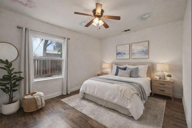 126 Wilson Ave, Modesto, CA 95354