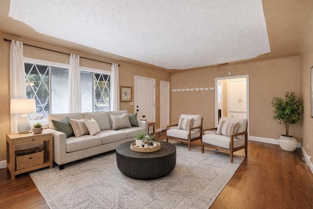 126 Wilson Ave, Modesto, CA 95354