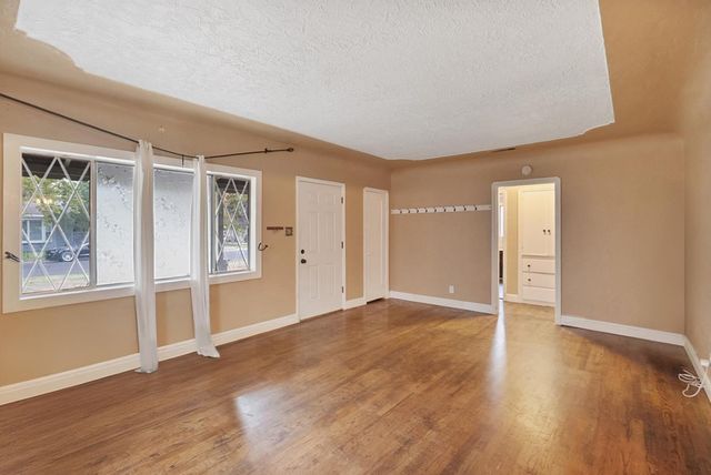 126 Wilson Ave, Modesto, CA 95354