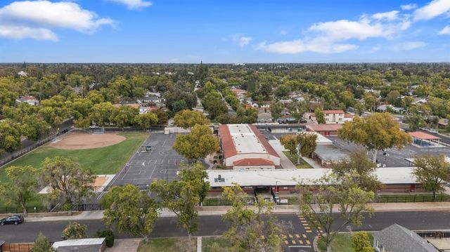 126 Wilson Ave, Modesto, CA 95354