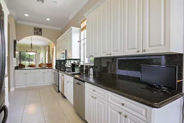 5743 Fountains Drive S, Lake Worth, FL 33467