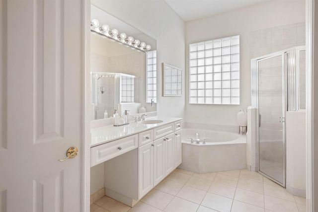 5743 Fountains Drive S, Lake Worth, FL 33467
